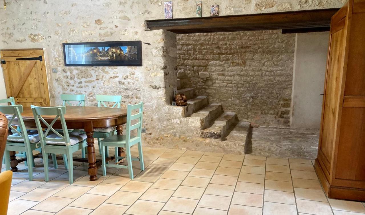 Maison en pierre avec jardin à 15 min des plages Saint-Benoist-sur-Mer Exterior foto